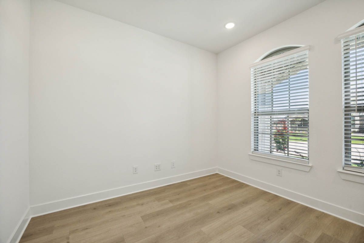 3906-Ashland-Gallery-4.jpg