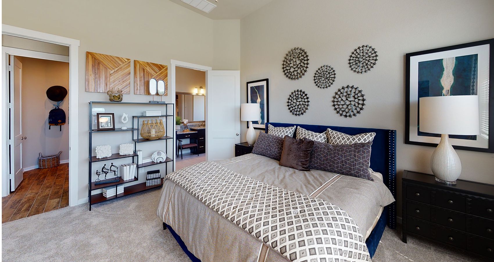 8-HOU-chesmarhomes-HILLCREST-modelhome-Meridiana-masterbed.jpg