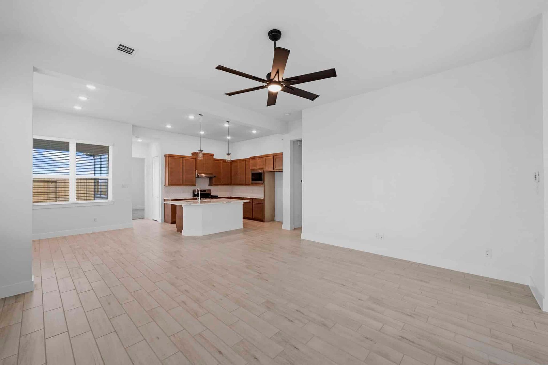 24-web-or-mls-DSC06353.jpg