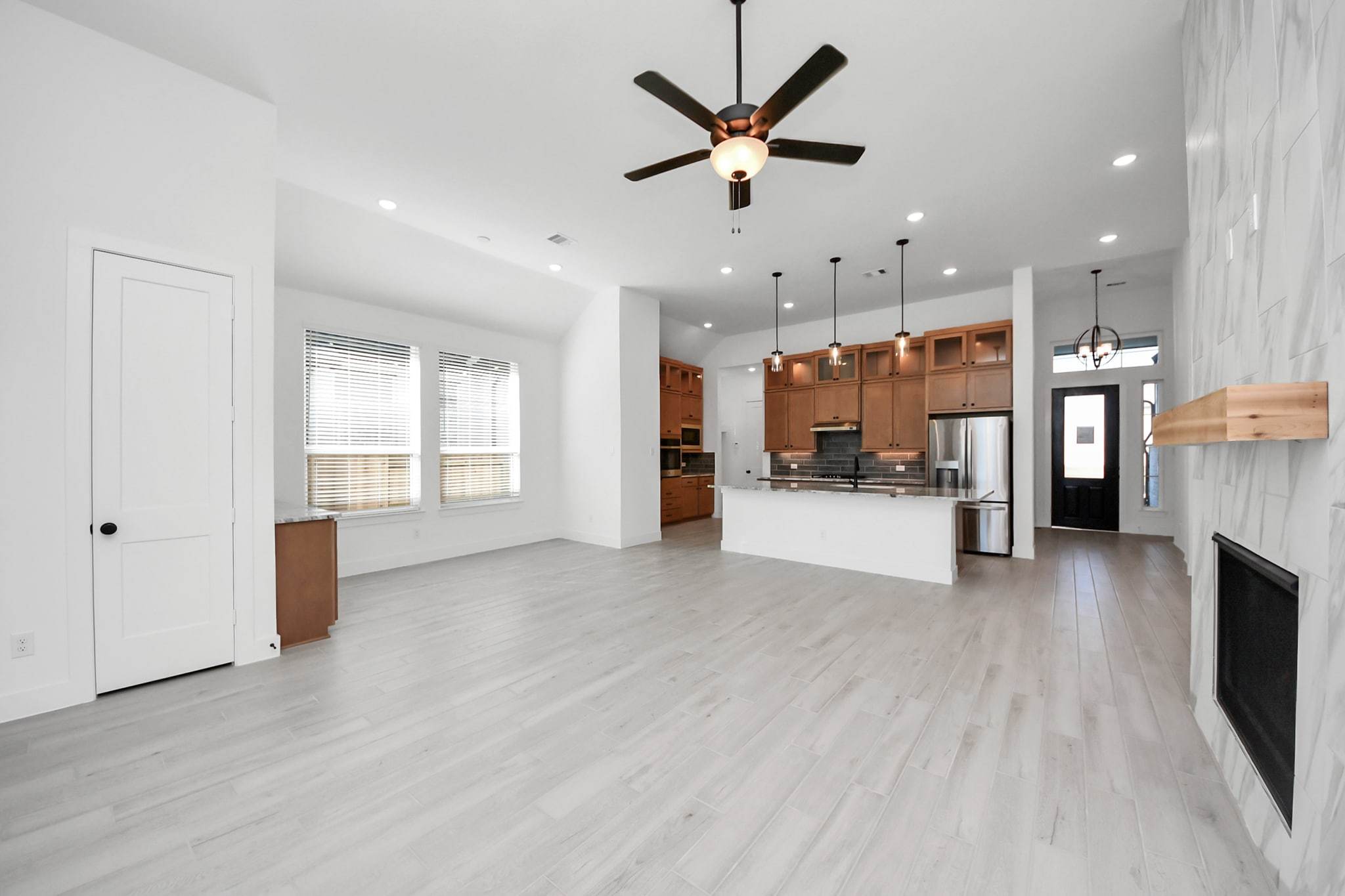 TP027.jpg