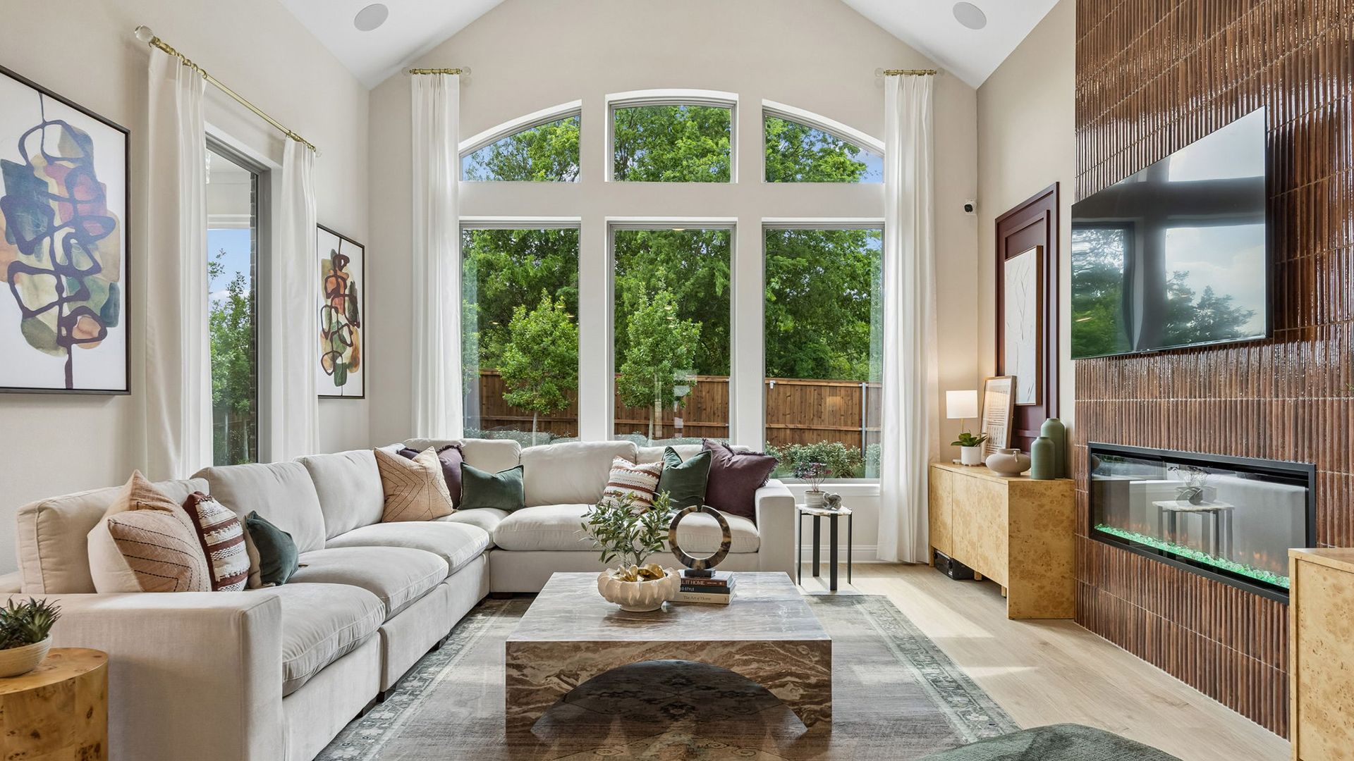 CHE-Madison-DFW-Great-Room08-Westpoint-Park-RET_LgWeb.jpg