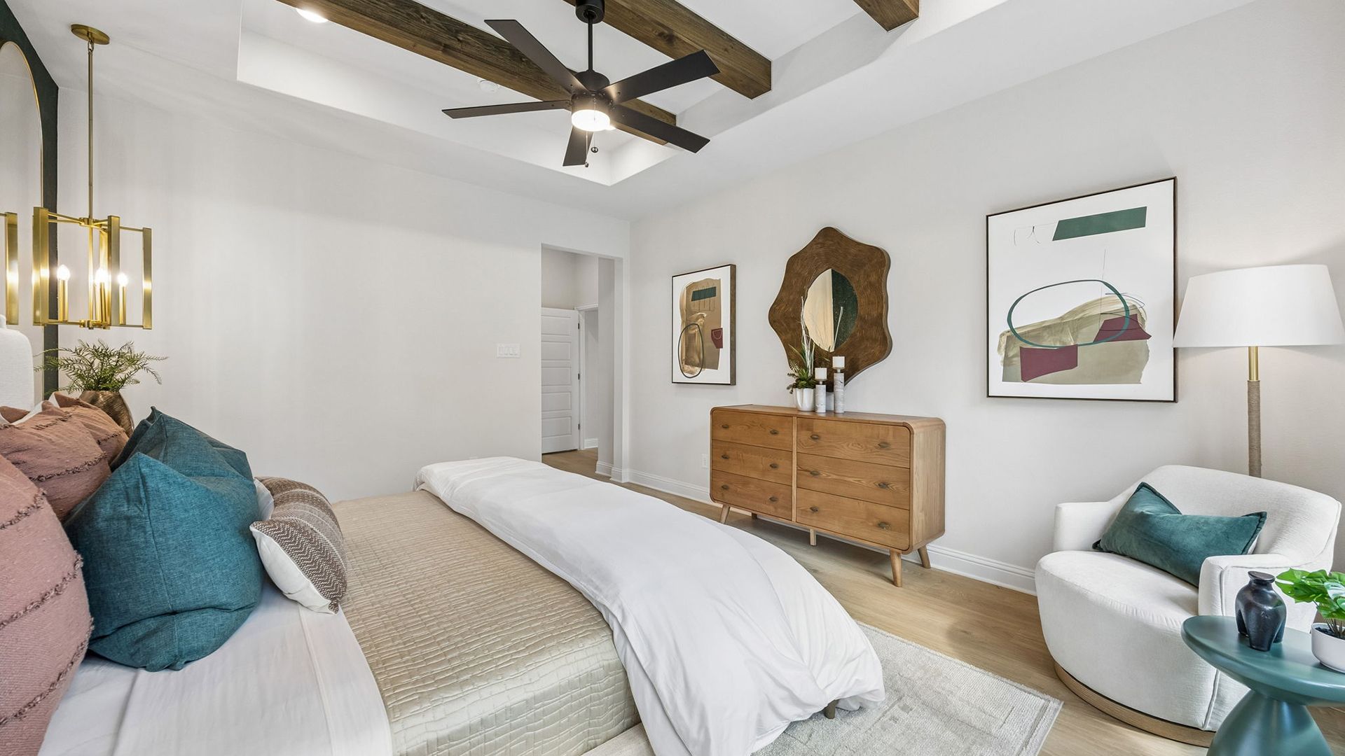 CHE-Madison-DFW-PrimaryBed2-Westpoint-Park-RET_LgWeb.jpg