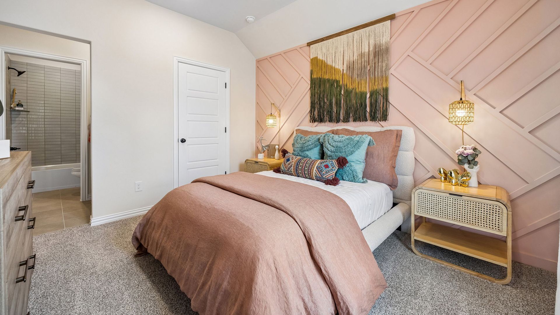 CHE-Madison-DFW-Bed1-Westpoint-Park-RET_LgWeb.jpg