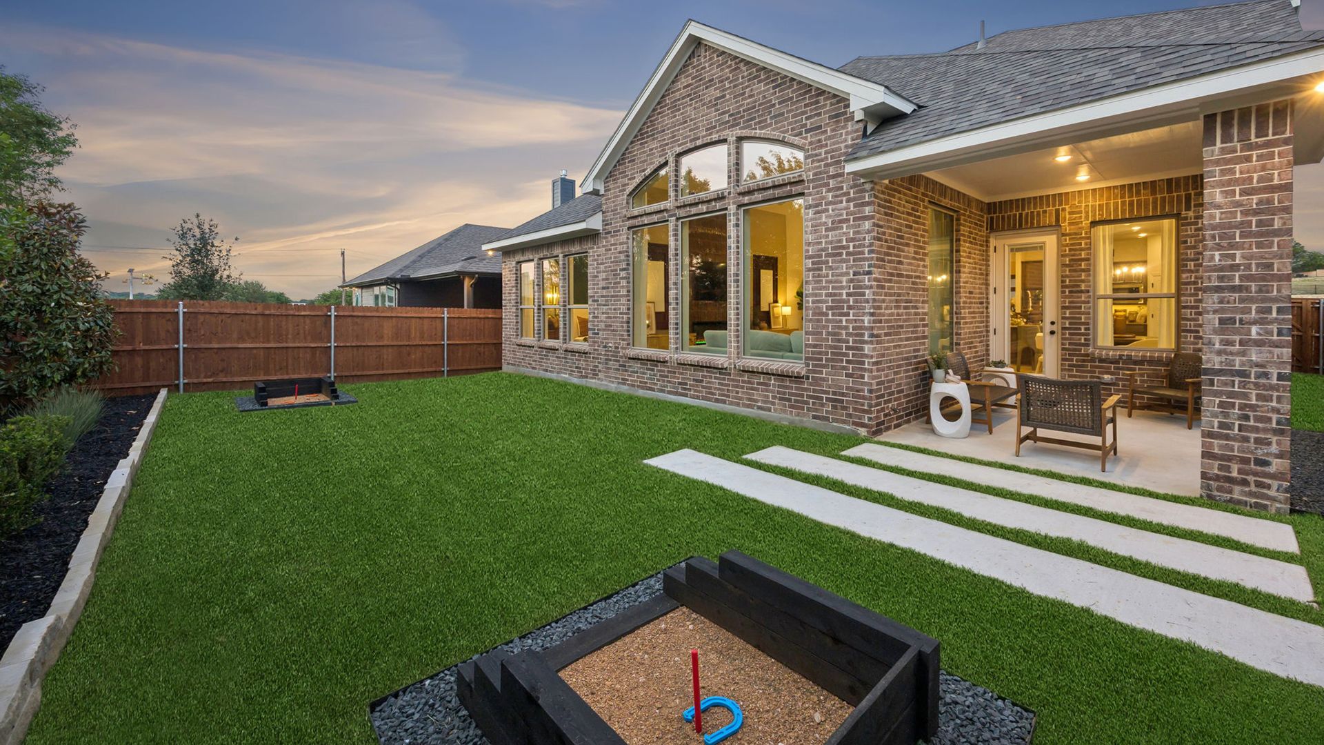 CHE-Madison-DFW-BackYard3-Westpoint-Park-RET_LgWeb.jpg