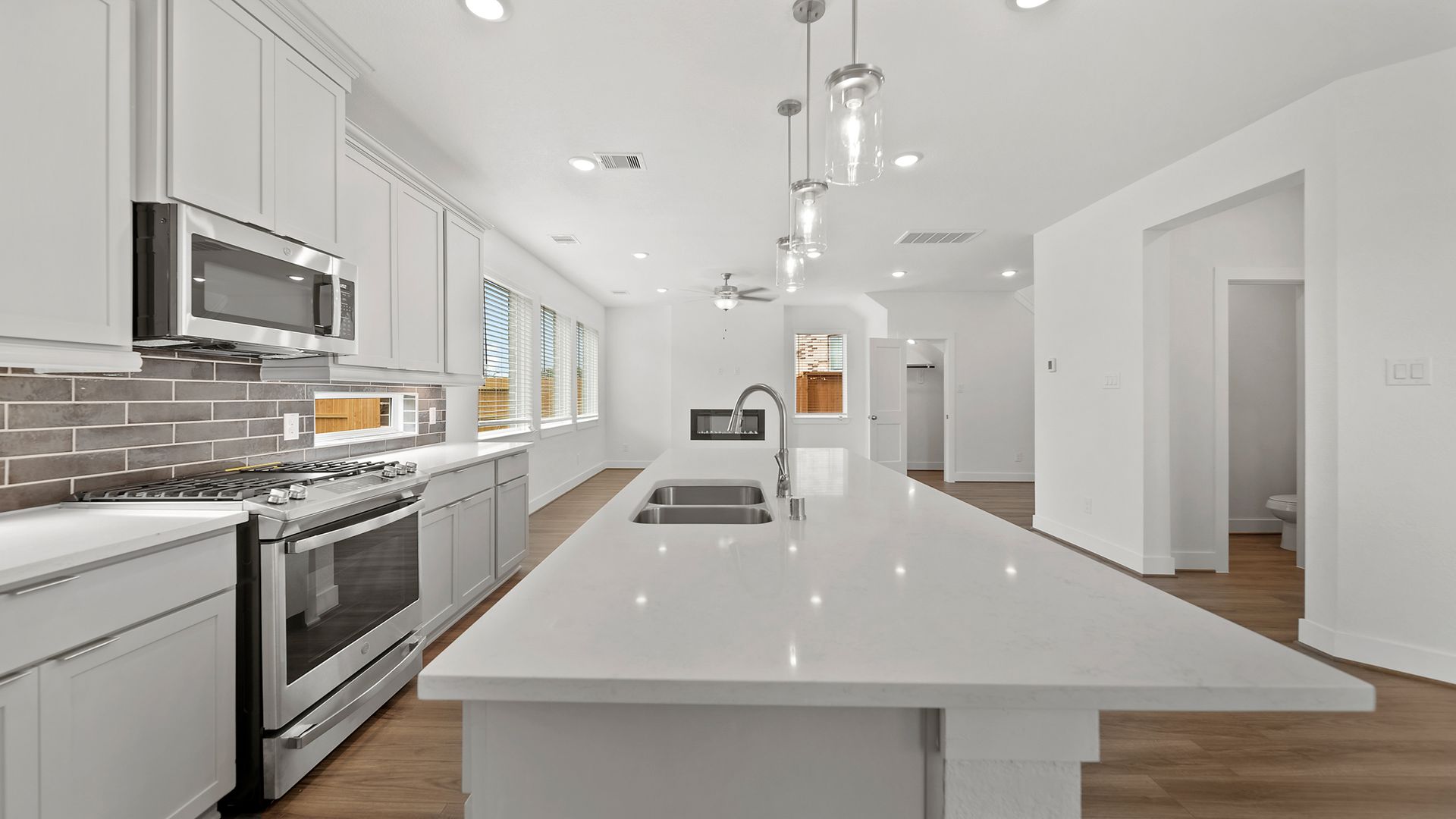 11810-Chalk-Hill-Court-Humble-TX-77346-13.jpg