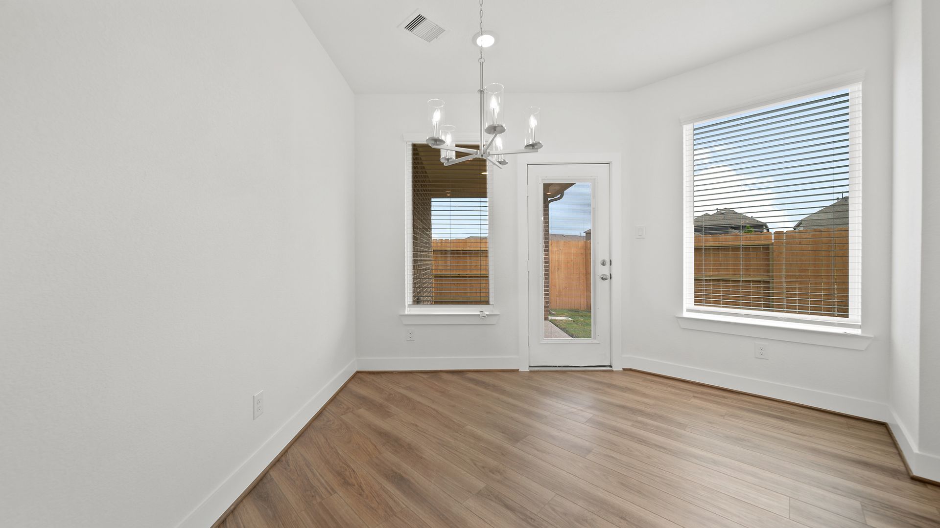 11810-Chalk-Hill-Court-Humble-TX-77346-12.jpg