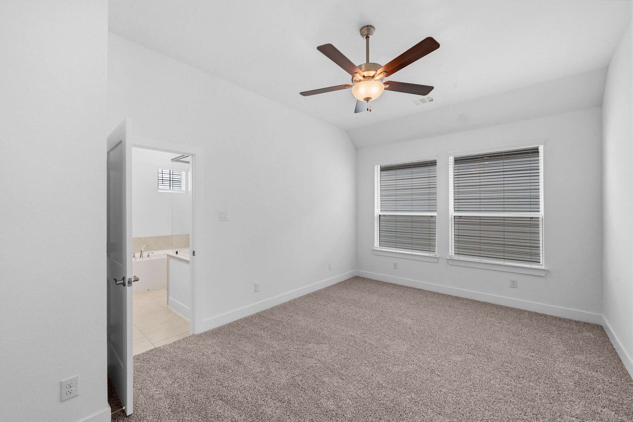 25-web-or-mls-DSC06140.jpg