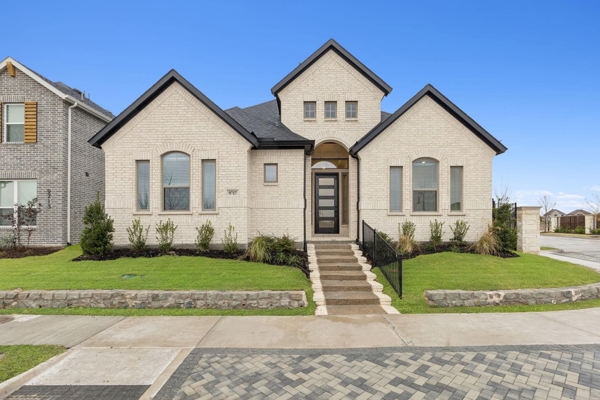 9816 Dahlia Boulevard (Seabrook)