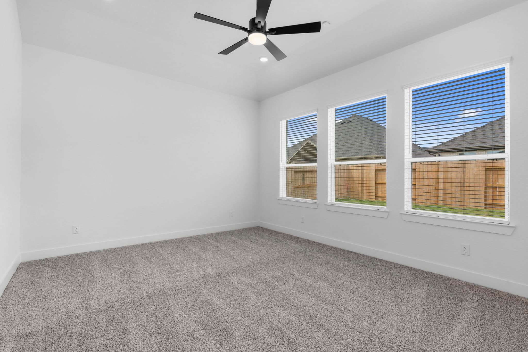 28-web-or-mls-DSC01280.jpg