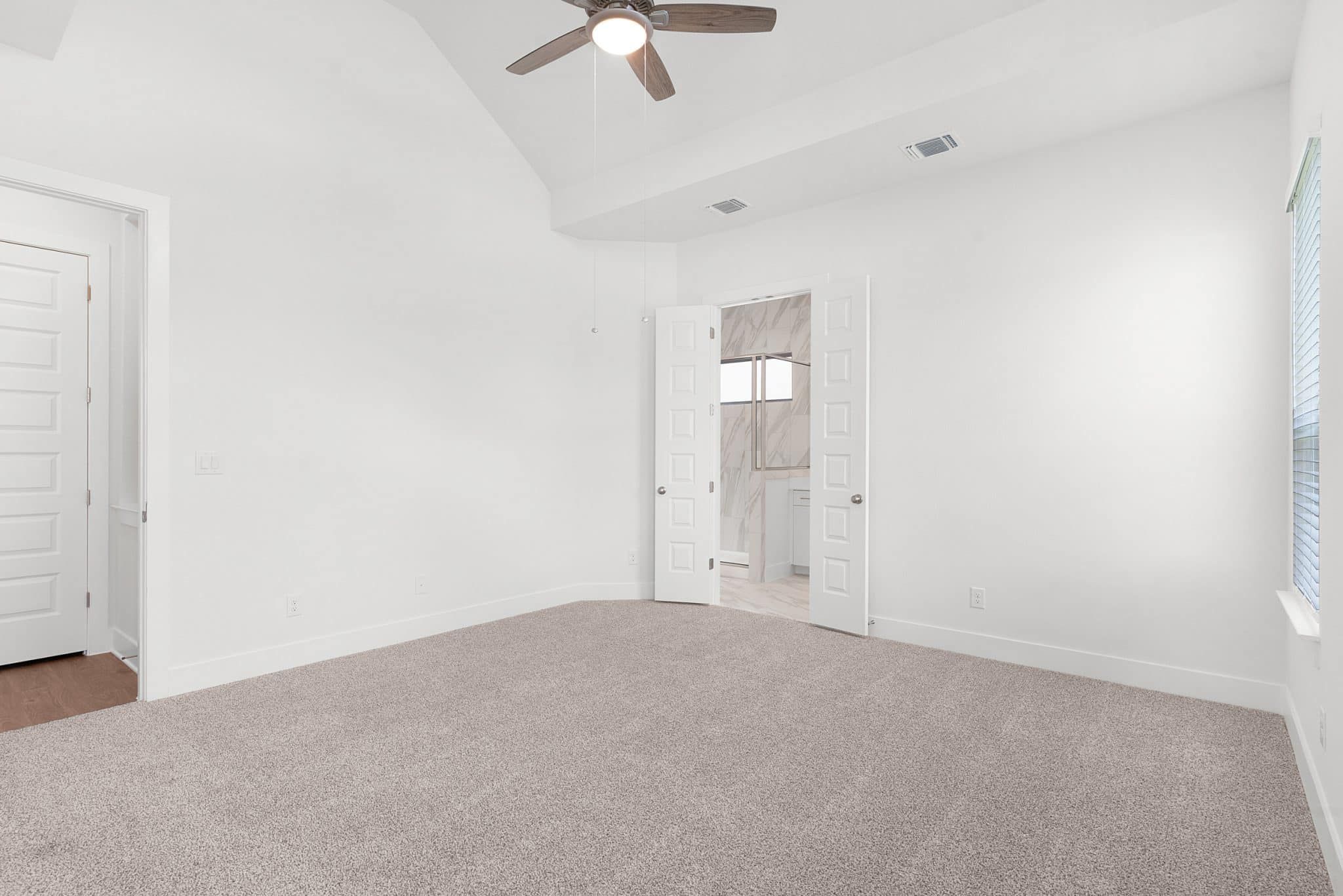 DSC07096-scaled.jpg