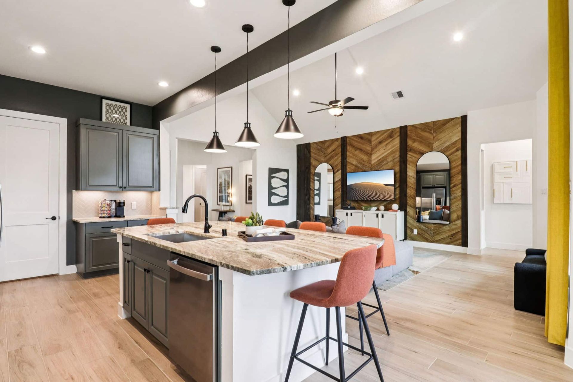 12-web-or-mls-15331-Le-Reve-Ln-S1001-012.jpg