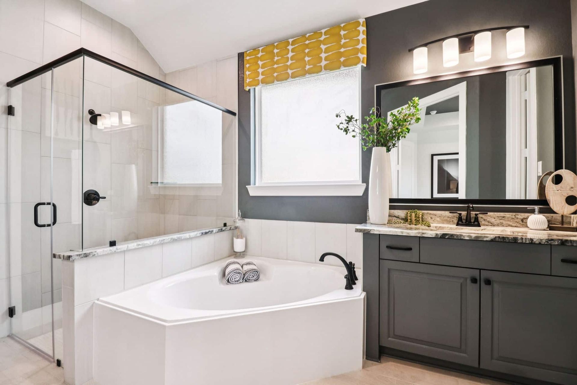 29-web-or-mls-15331-Le-Reve-Ln-S1001-029.jpg