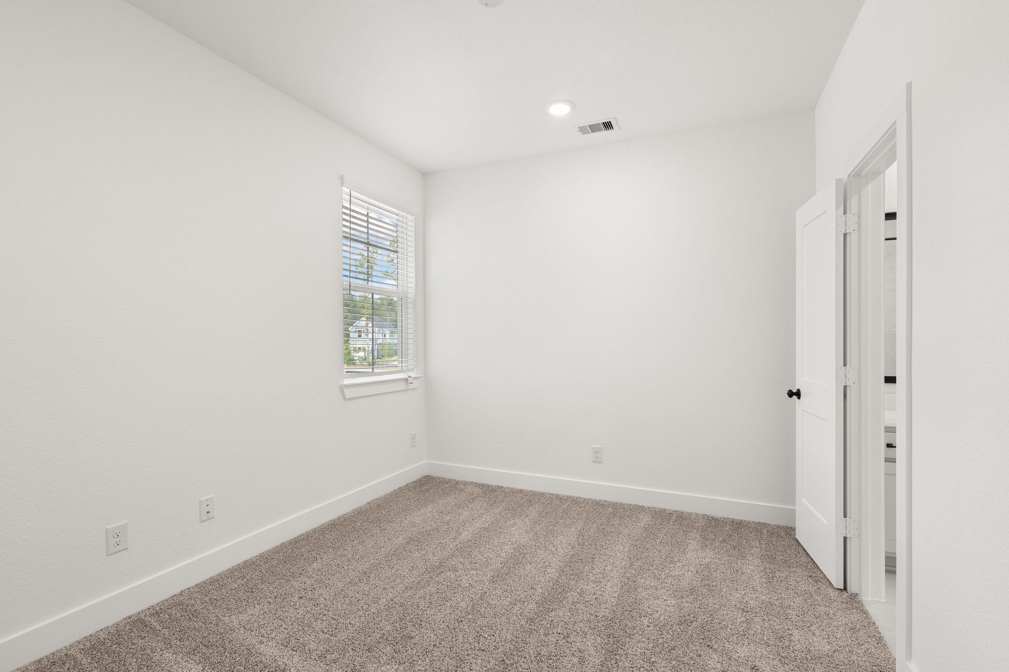21-web-or-mls-DSC07828.jpg