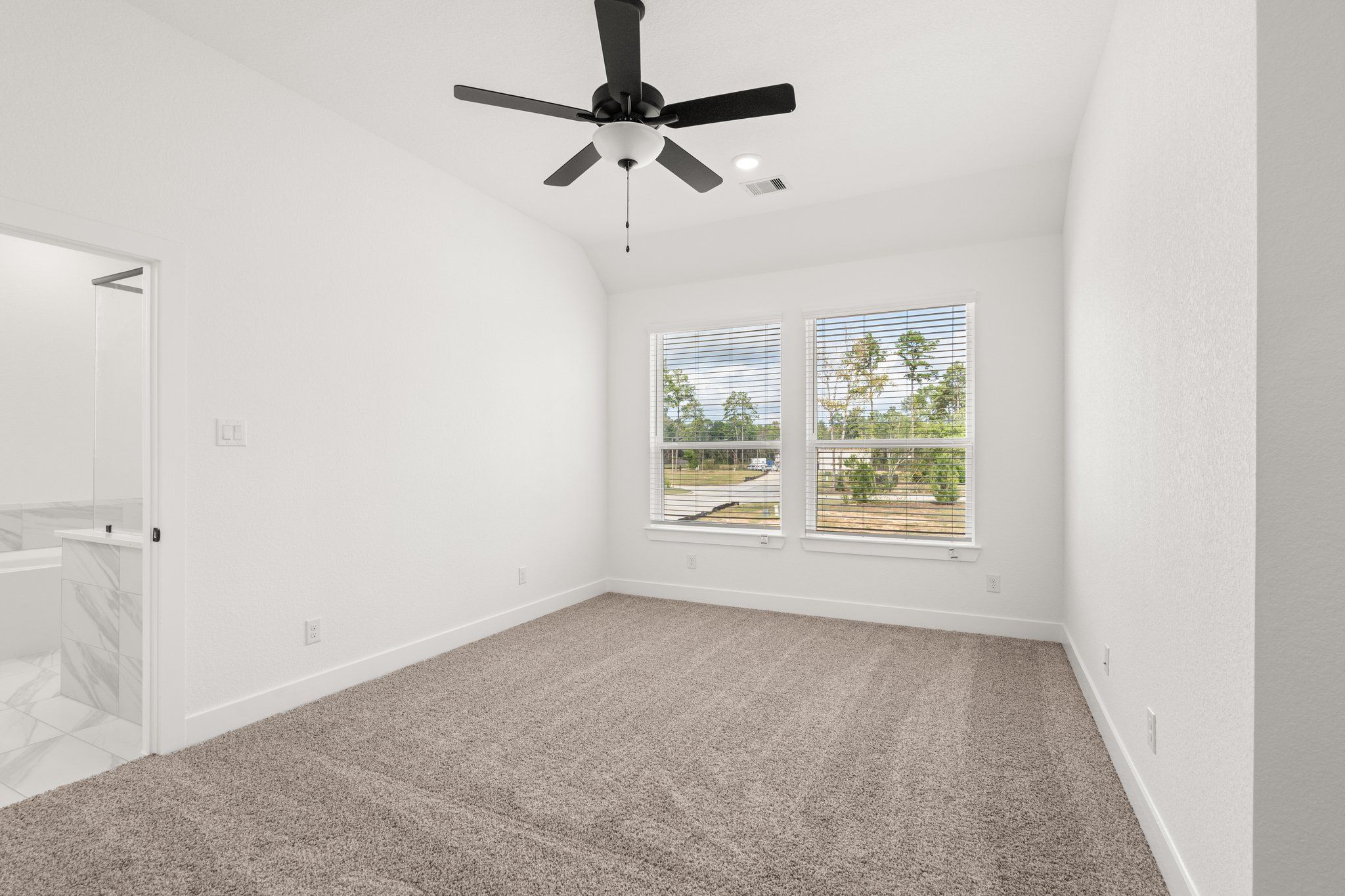 23-web-or-mls-DSC07834.jpg