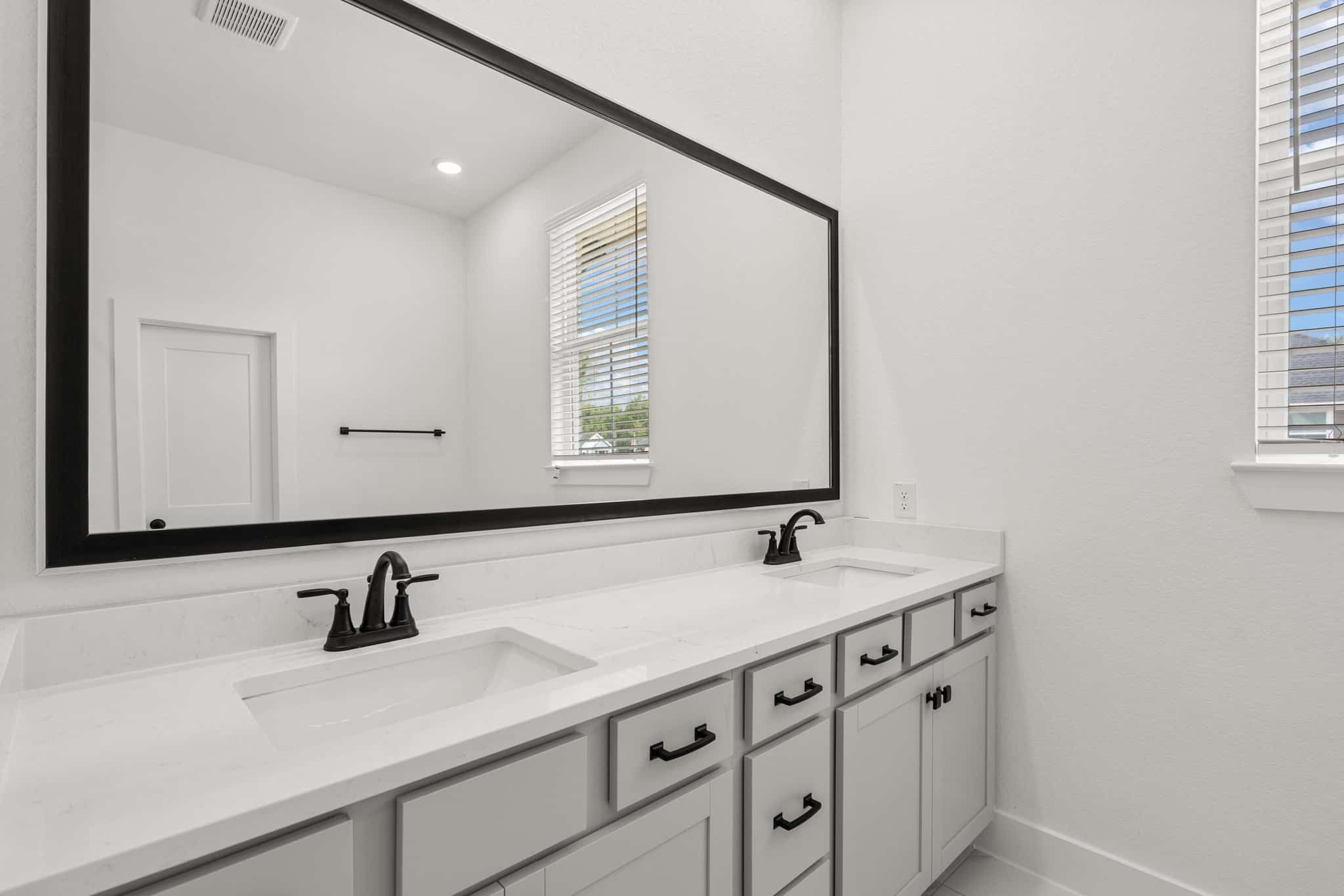 25-web-or-mls-DSC07840.jpg