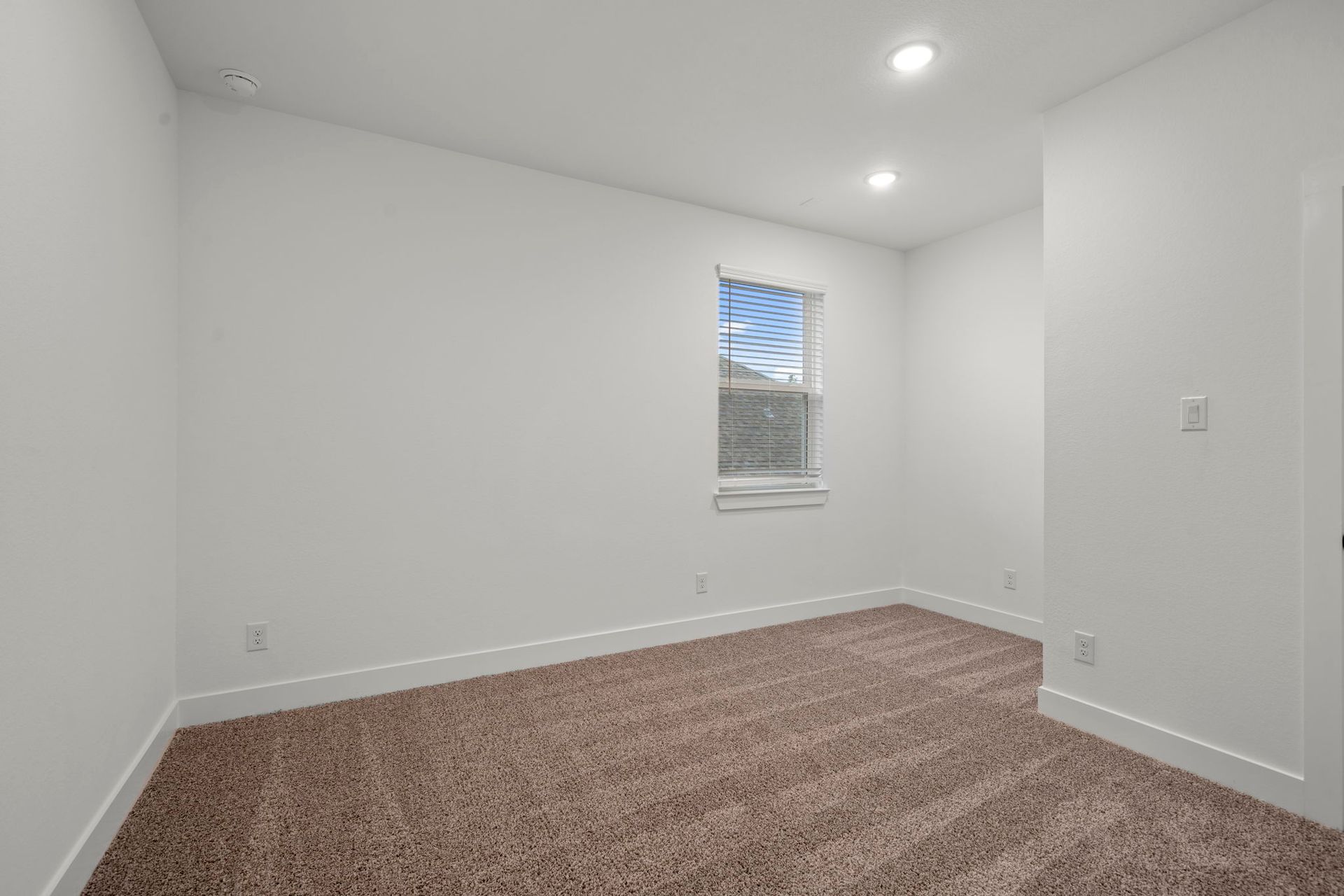 39-web-or-mls-DXG02576-3.jpg