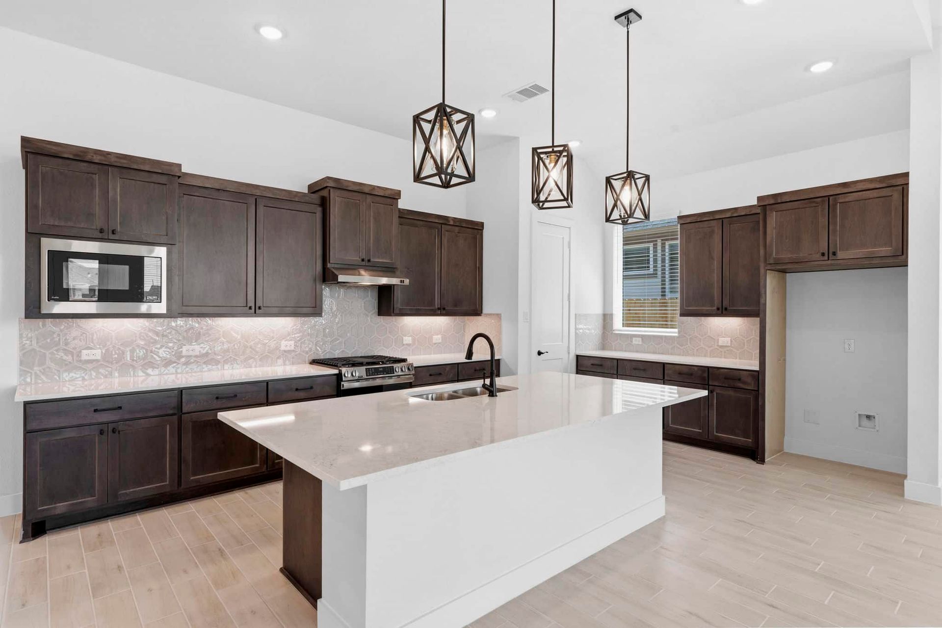 27-web-or-mls-DSC05450.jpg