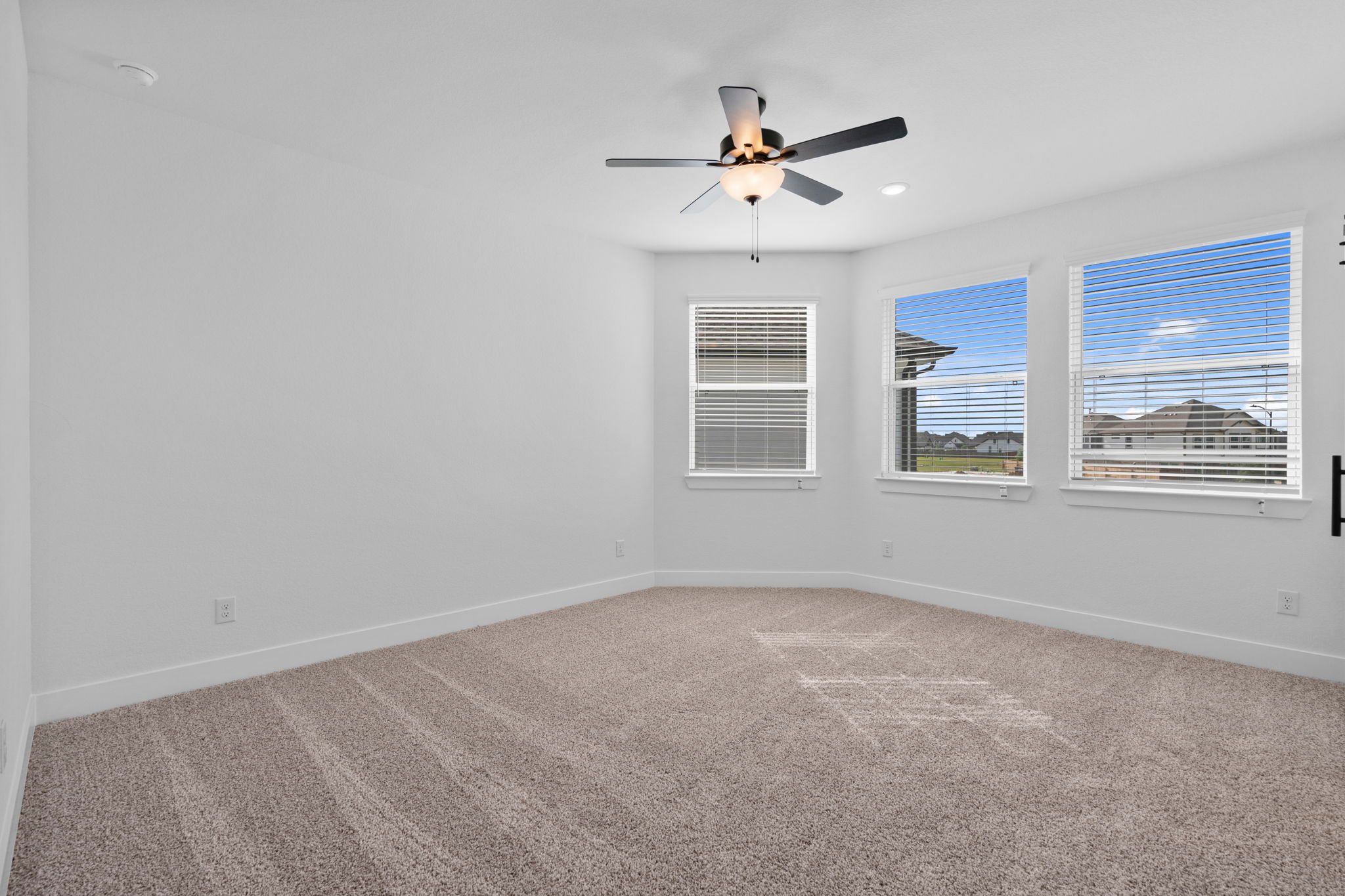 24-web-or-mls-DSC00665.jpg