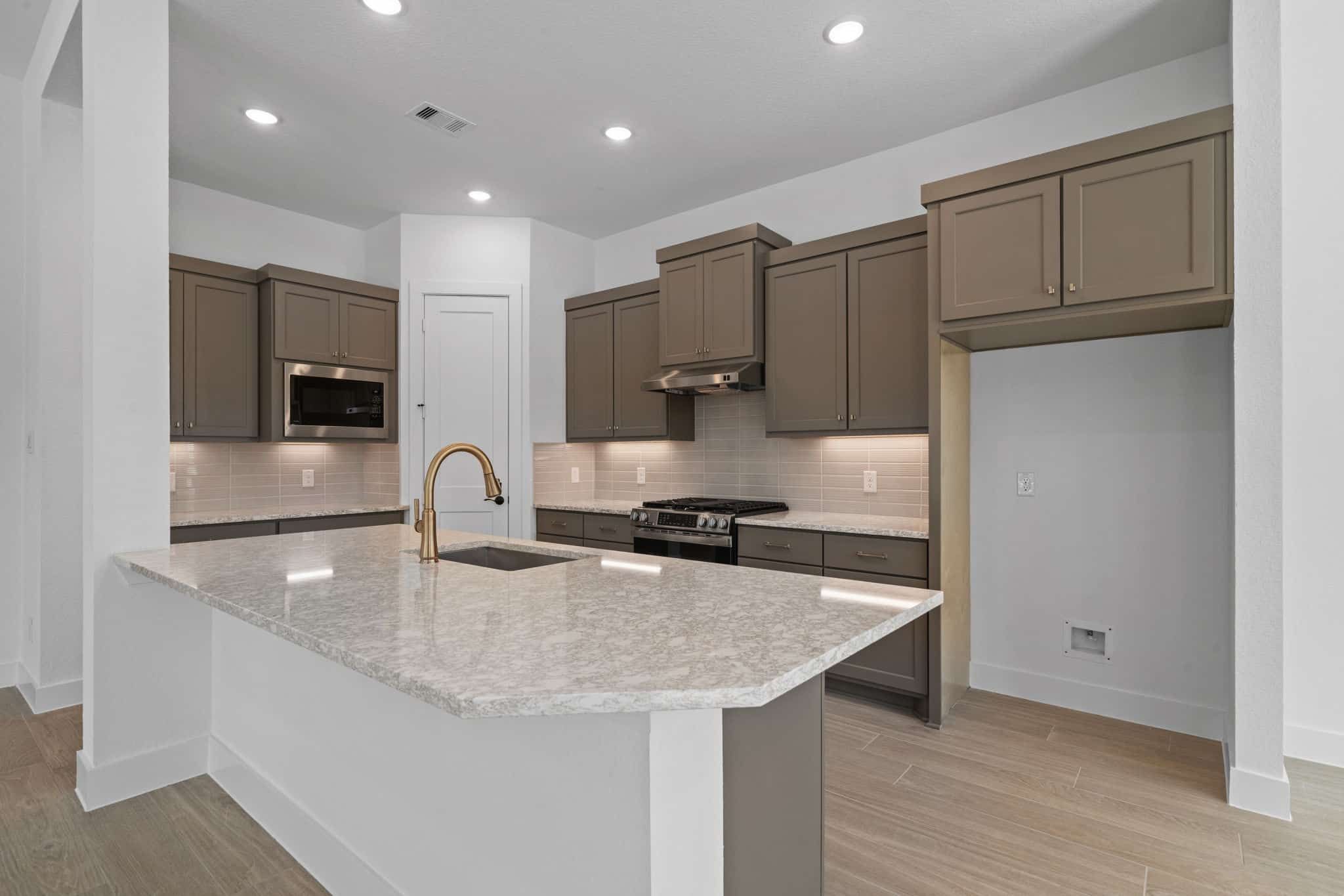 8-web-or-mls-DSC03516-1.jpg