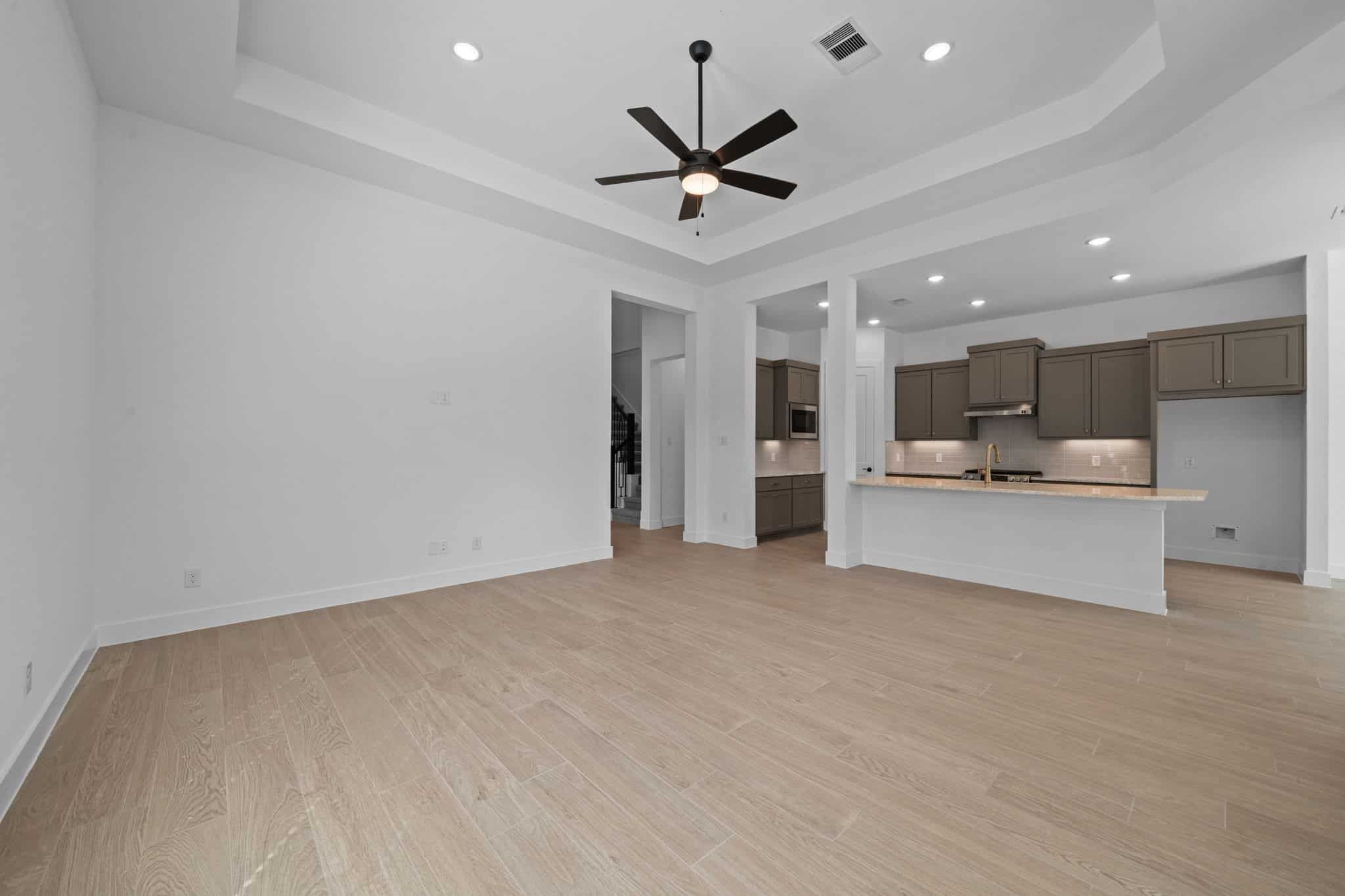 12-web-or-mls-DSC03510-1.jpg