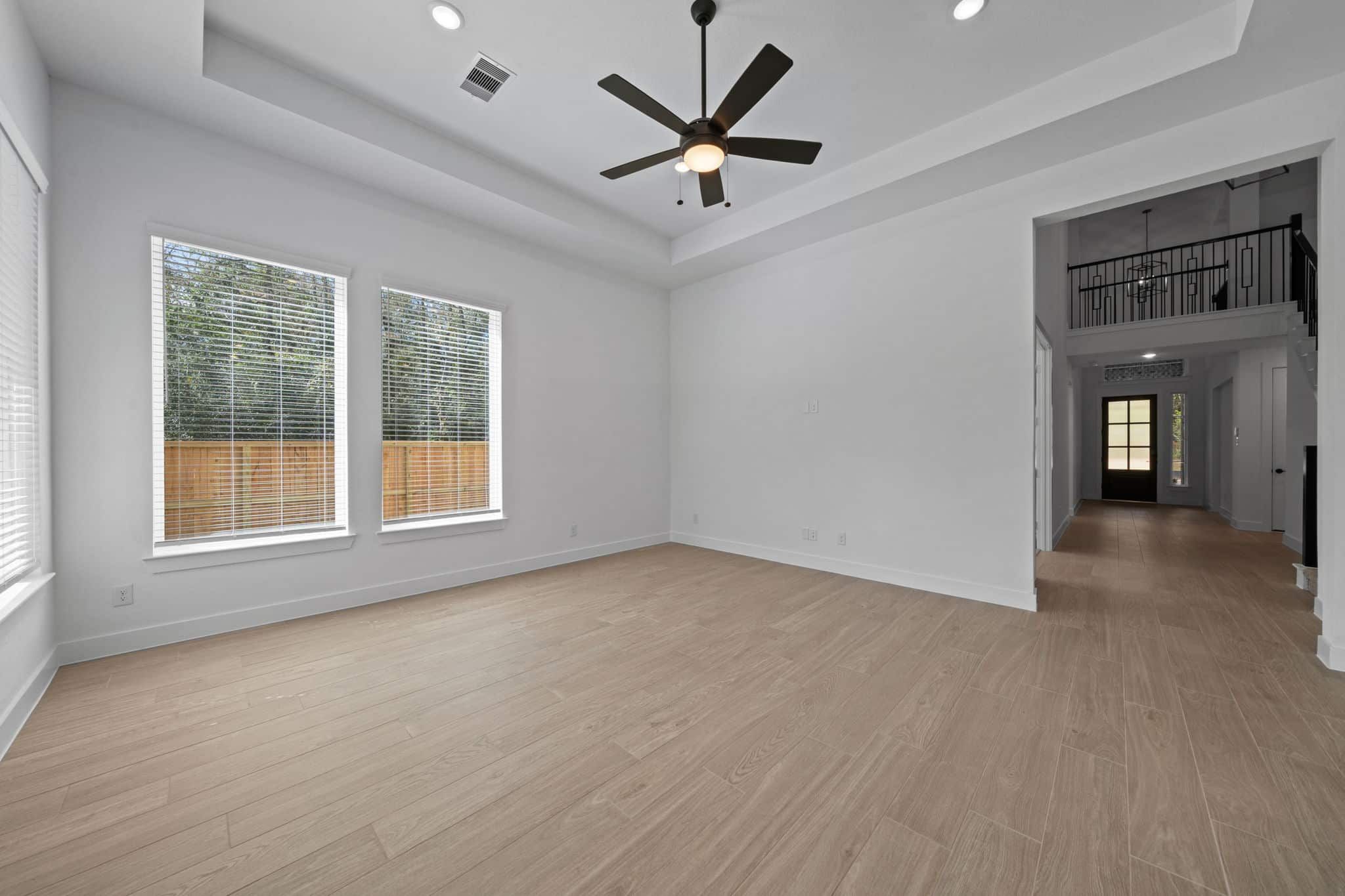 13-web-or-mls-DSC03507-1.jpg