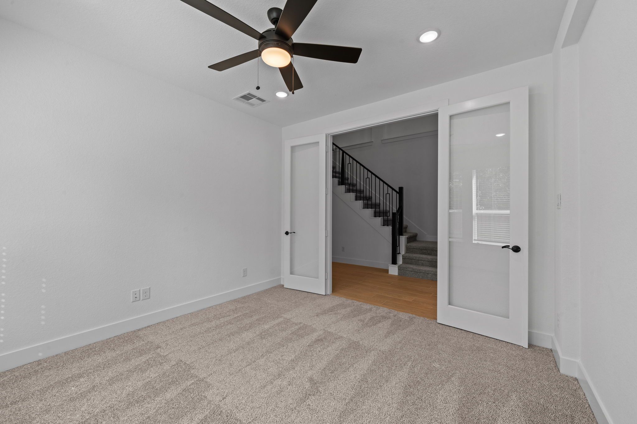 20-web-or-mls-DSC03501-1.jpg