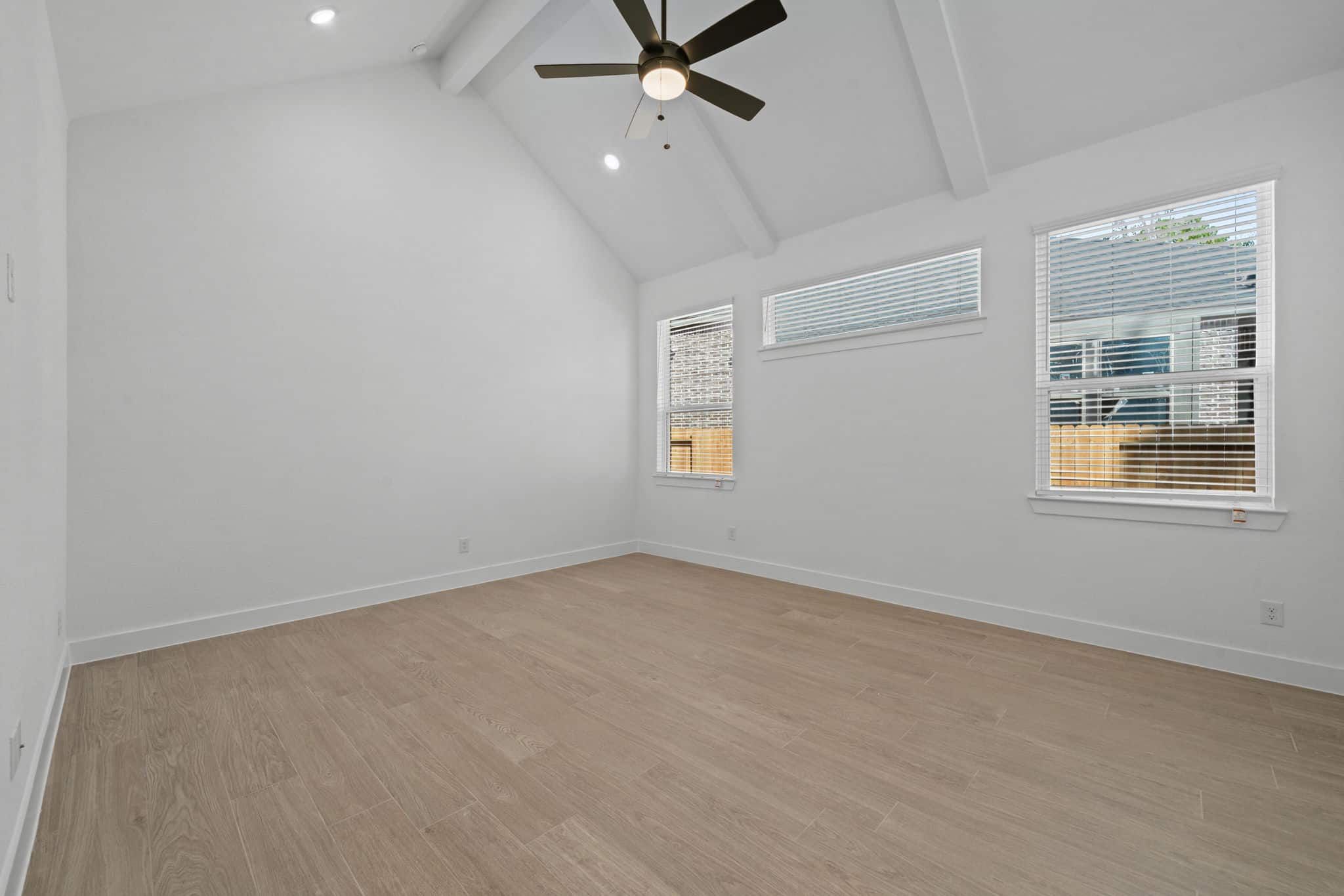 29-web-or-mls-DSC03525-1.jpg