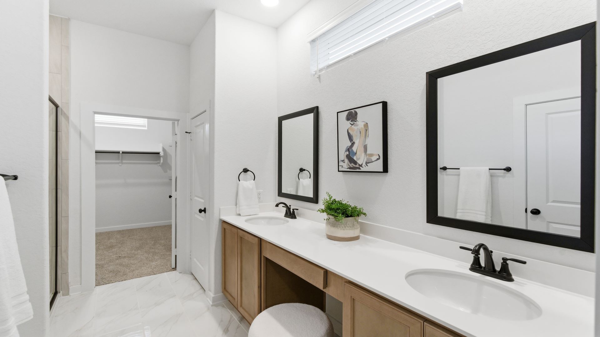 9422 Chatside-Staged-Resized_9.jpg