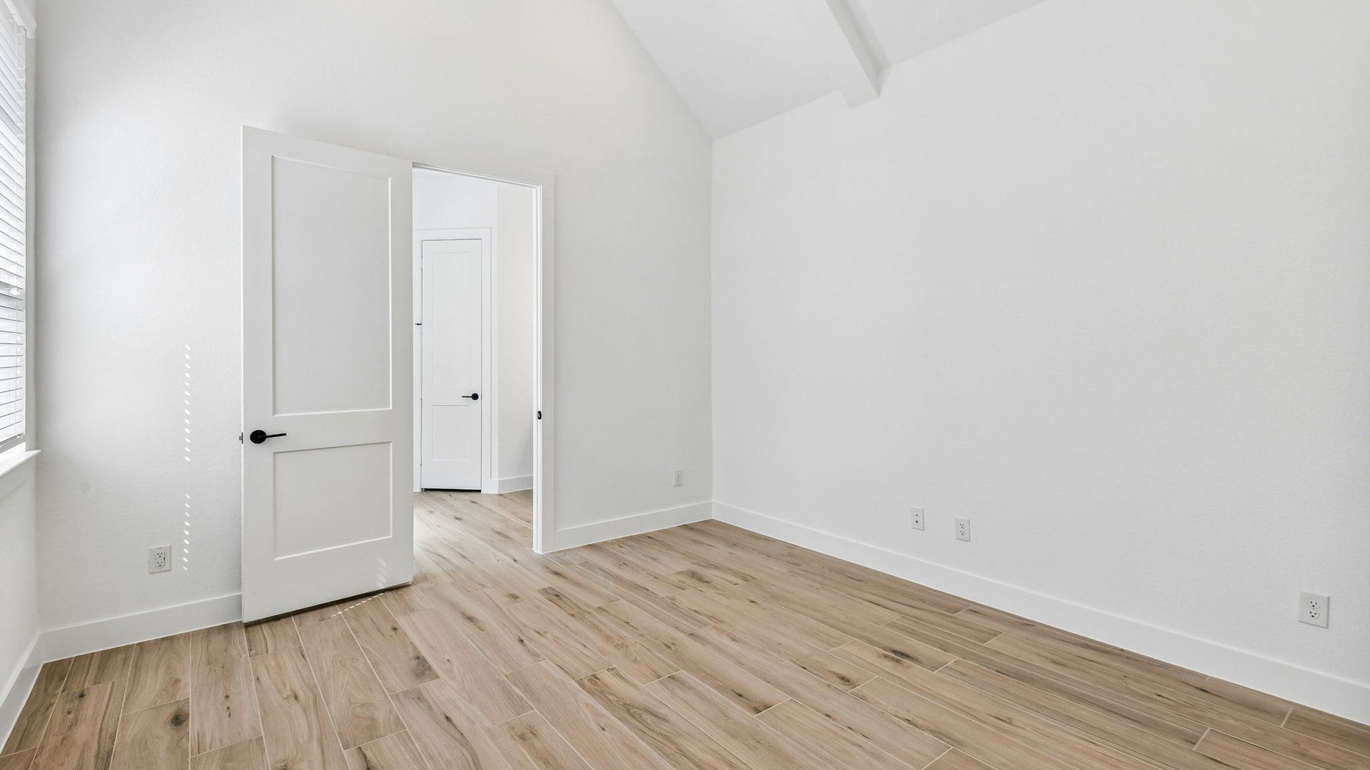 Flex Room