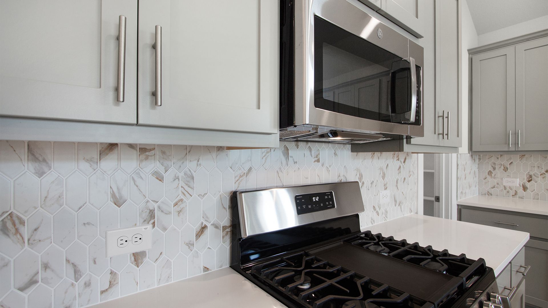 TEX-Adalynn-A-Deerbrooke-961 Oak Chase Way Unit 36-010.jpg