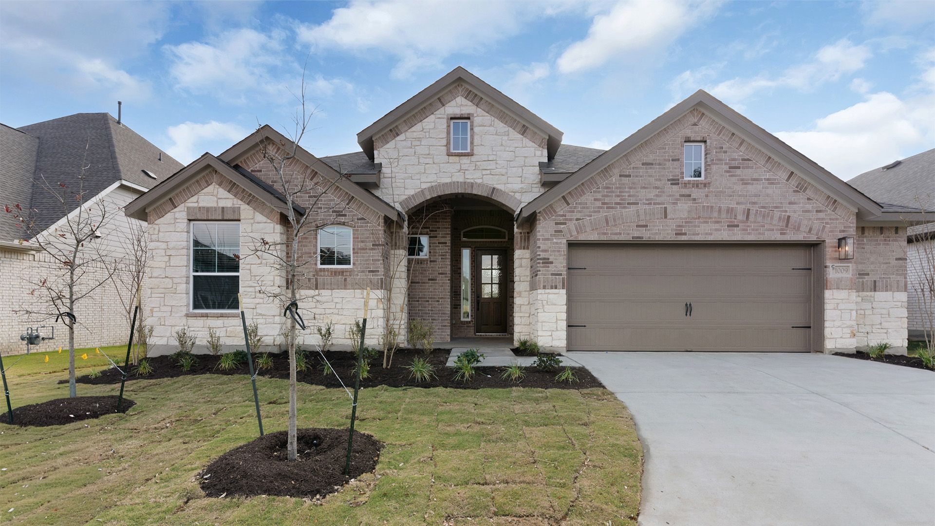 TEX-Michelle-B-Highland Village-1009 Rollingwood Trail-001.jpg