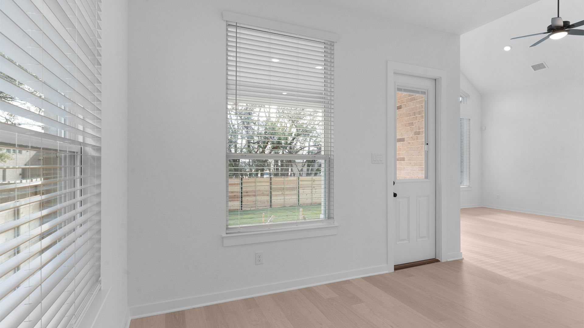 TEX-Michelle-B-Highland Village-1009 Rollingwood Trail-011.jpg