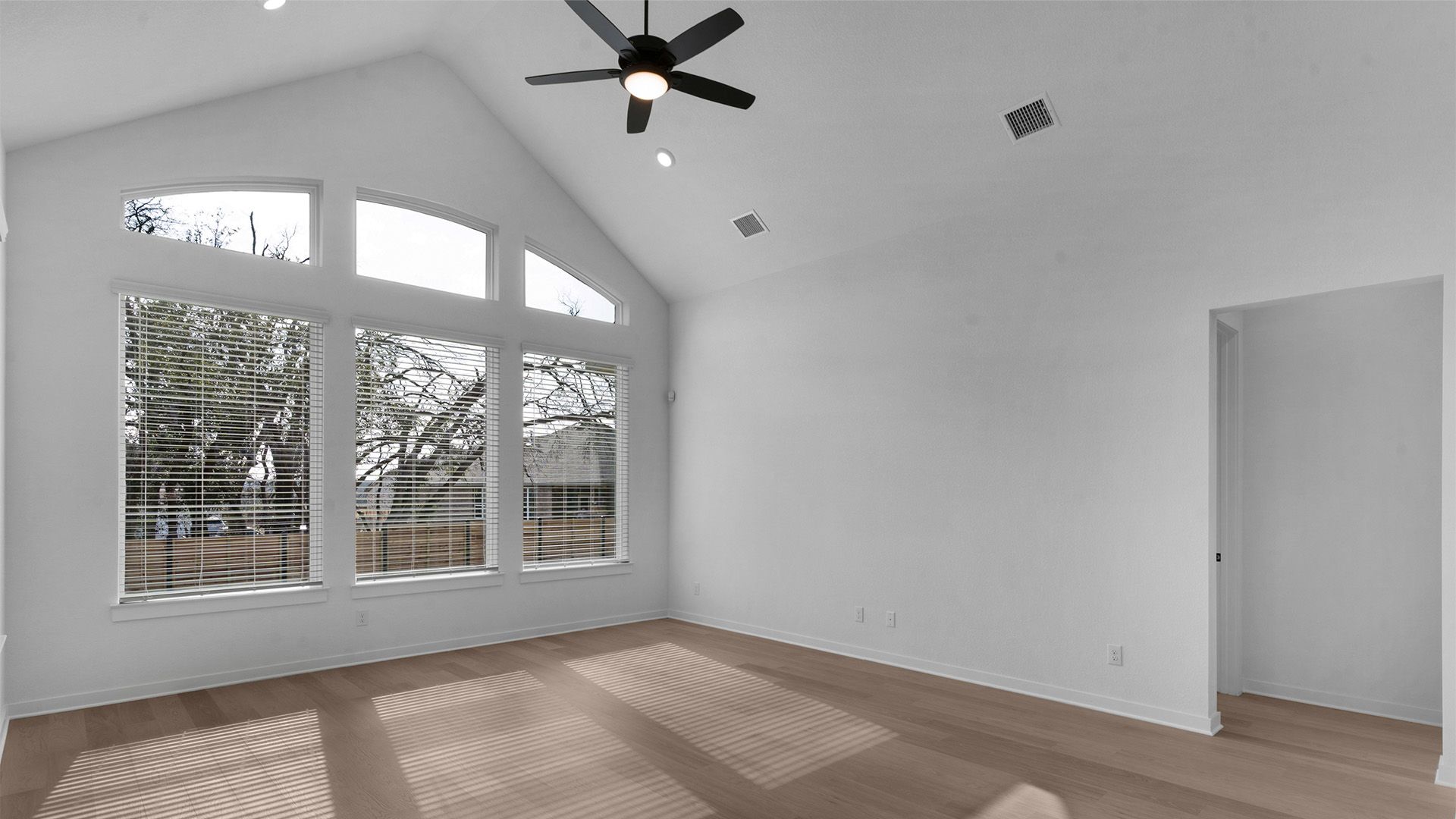TEX-Michelle-B-Highland Village-1009 Rollingwood Trail-012.jpg