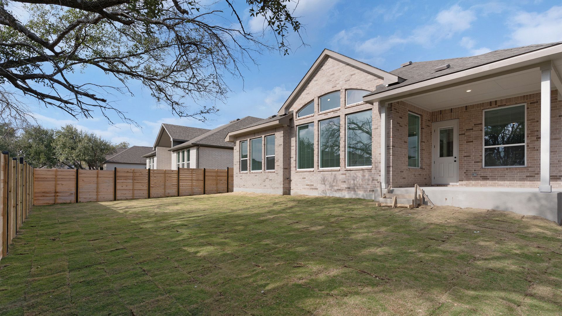 TEX-Michelle-B-Highland Village-1009 Rollingwood Trail-017.jpg