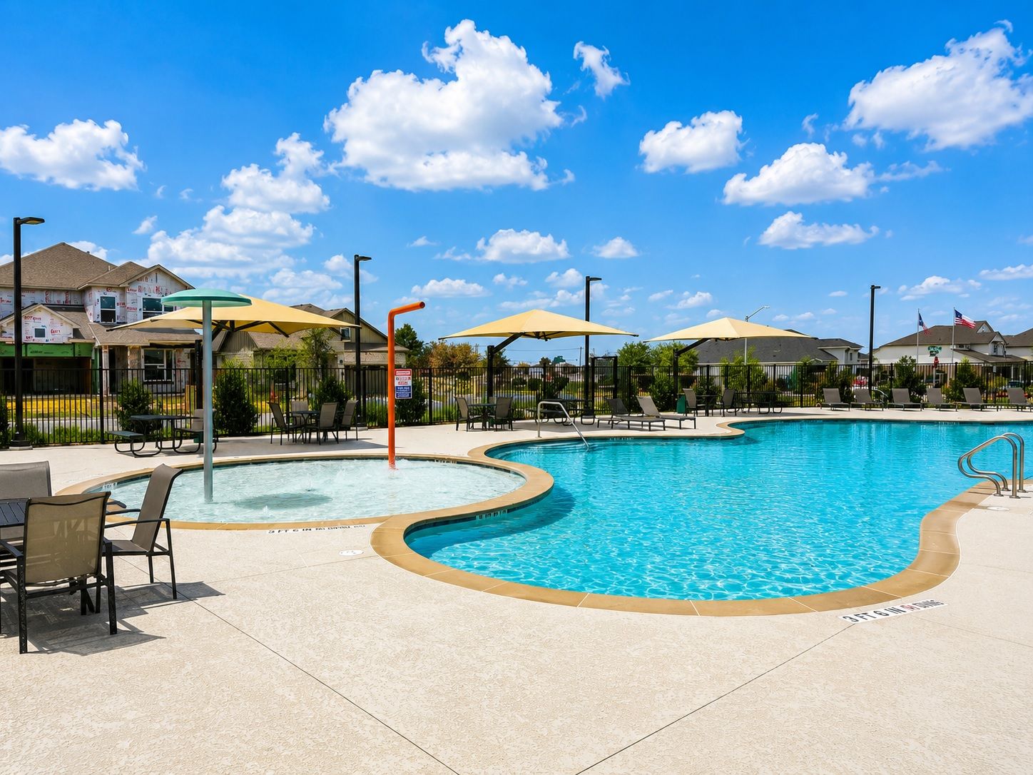 University Heights - Pool