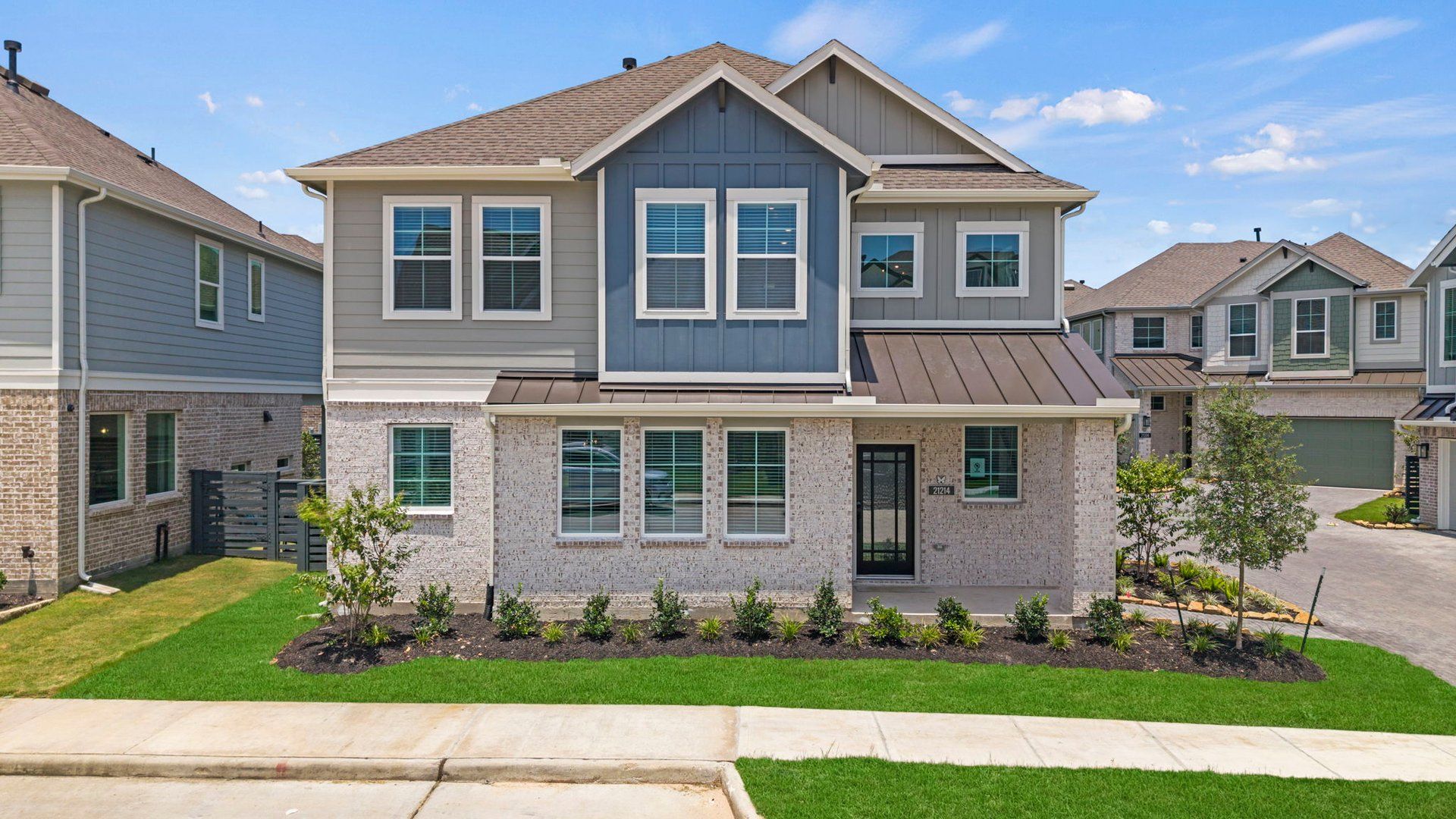 Dillon - Bridgeland Courtyard: Cypress, Texas - Chesmar