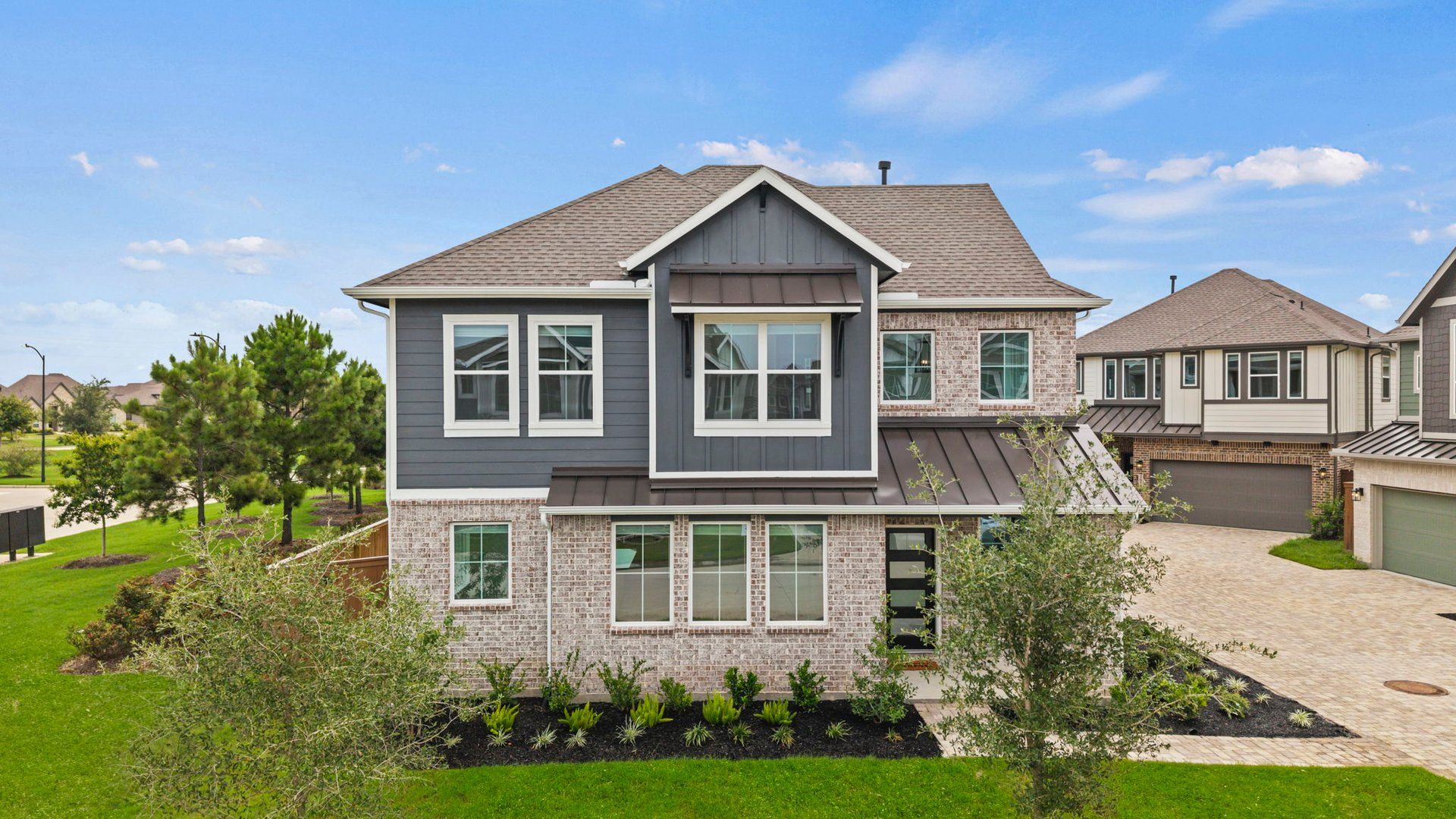 Dillon - Elyson Courtyard Collection: Katy, Texas - Chesmar