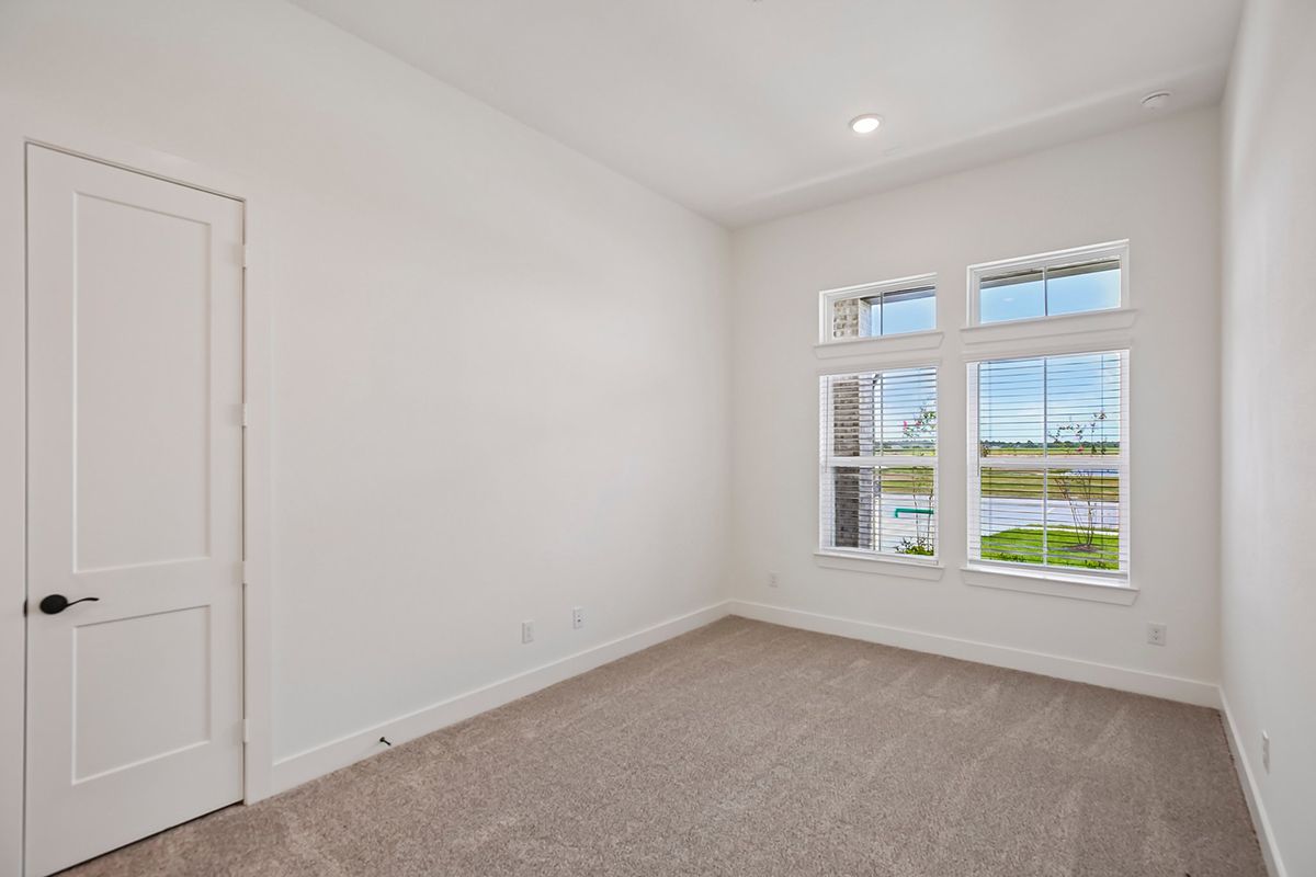 CHE-Amber-9810-Riceland-12051 Lake View Boulevard23.jpg