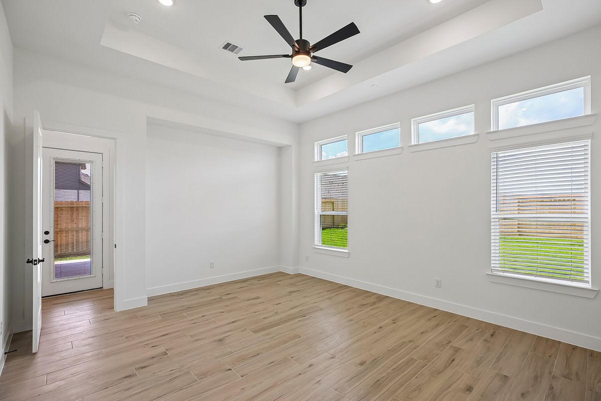 CHE-Amber-9810-Riceland-12051 Lake View Boulevard36.jpg