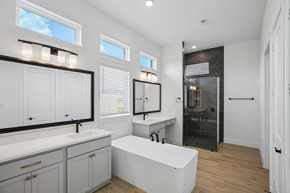 CHE-Amber-9810-Riceland-12051 Lake View Boulevard37.jpg