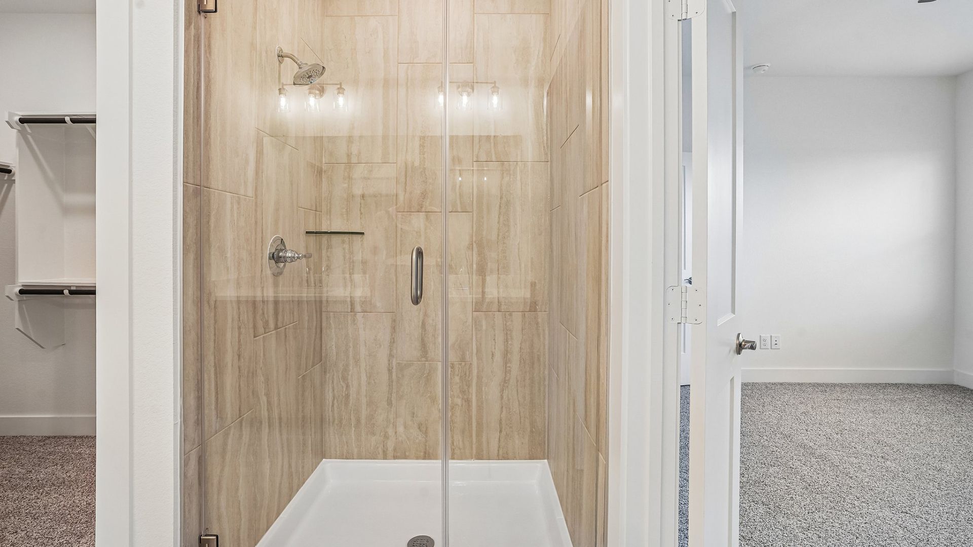CHE-Chalet-7310-Meridiana-5211-Celestial-Court_22_CW.jpg