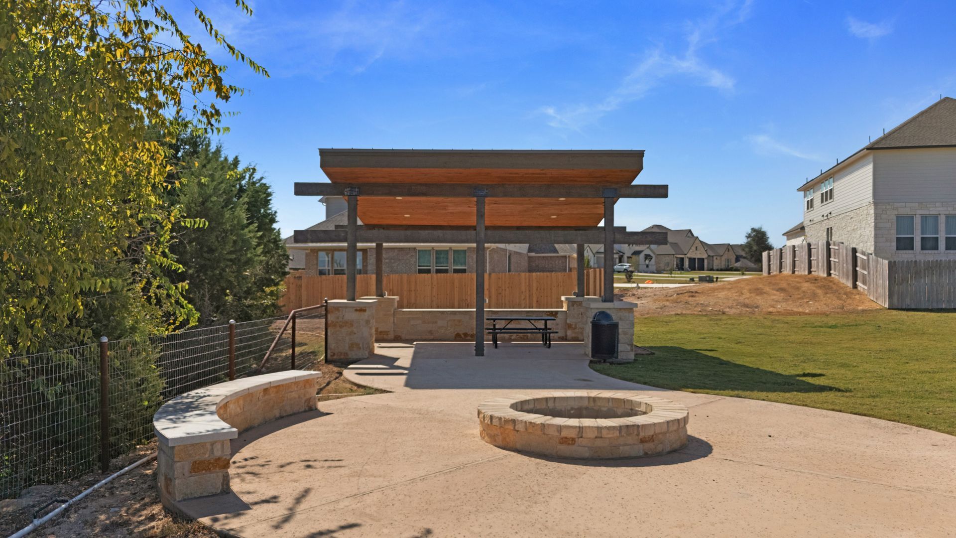 Berry Creek 006 - Fire Pit.jpg