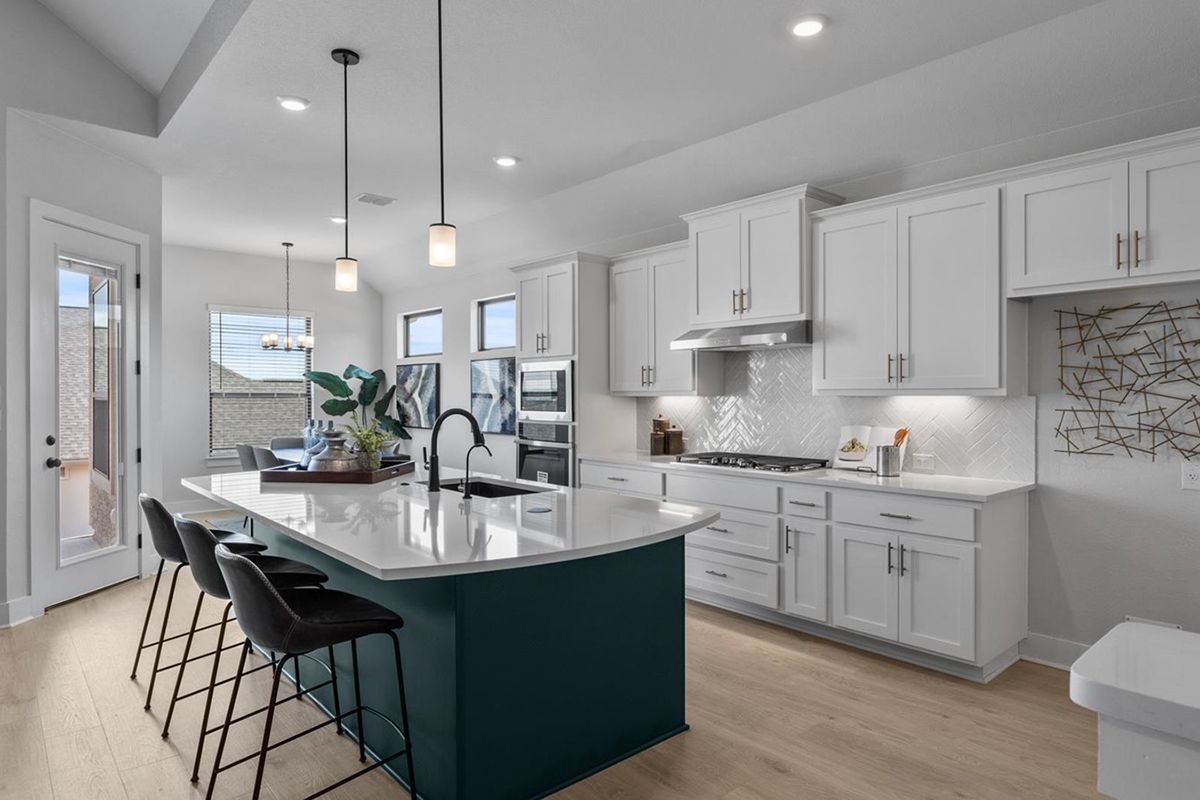 CHE-Bryant-1712-Sunfield-135-Kpok-Street_10_W.jpg