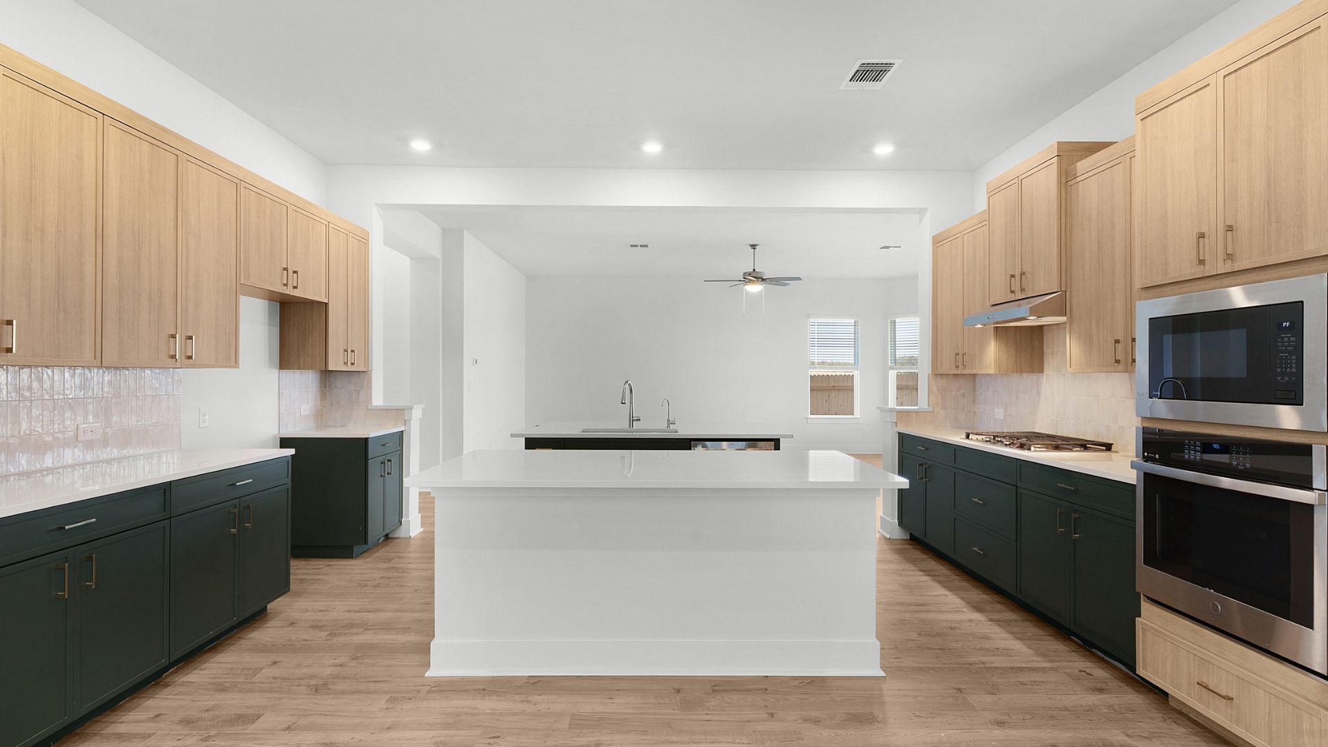 TEX-Archer-D-2033-Santa Rita Ranch-217 Montecido Drive-009.jpg