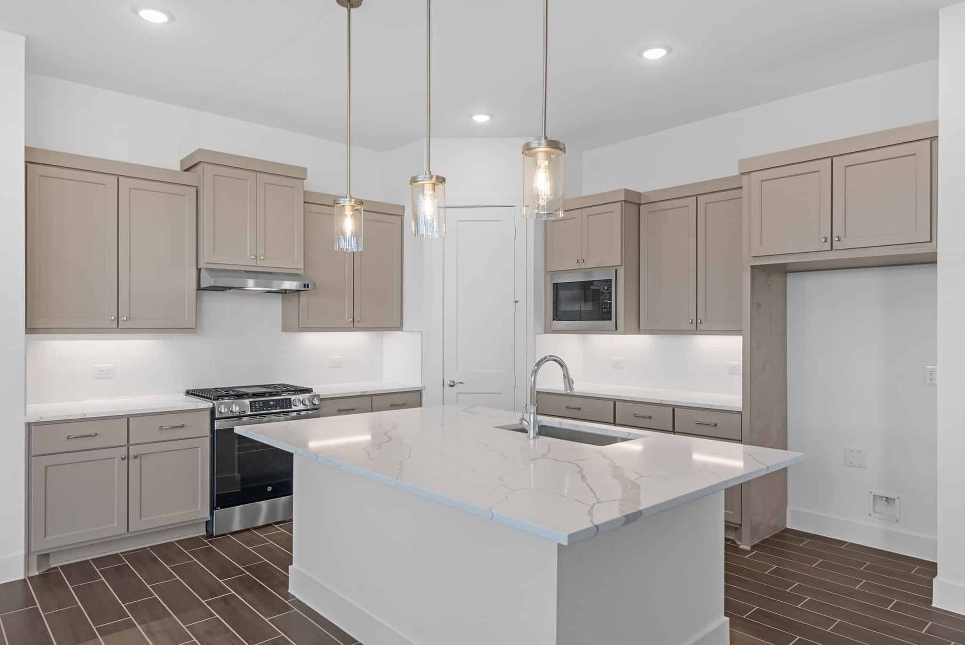21-web-or-mls-DSC08866.jpg