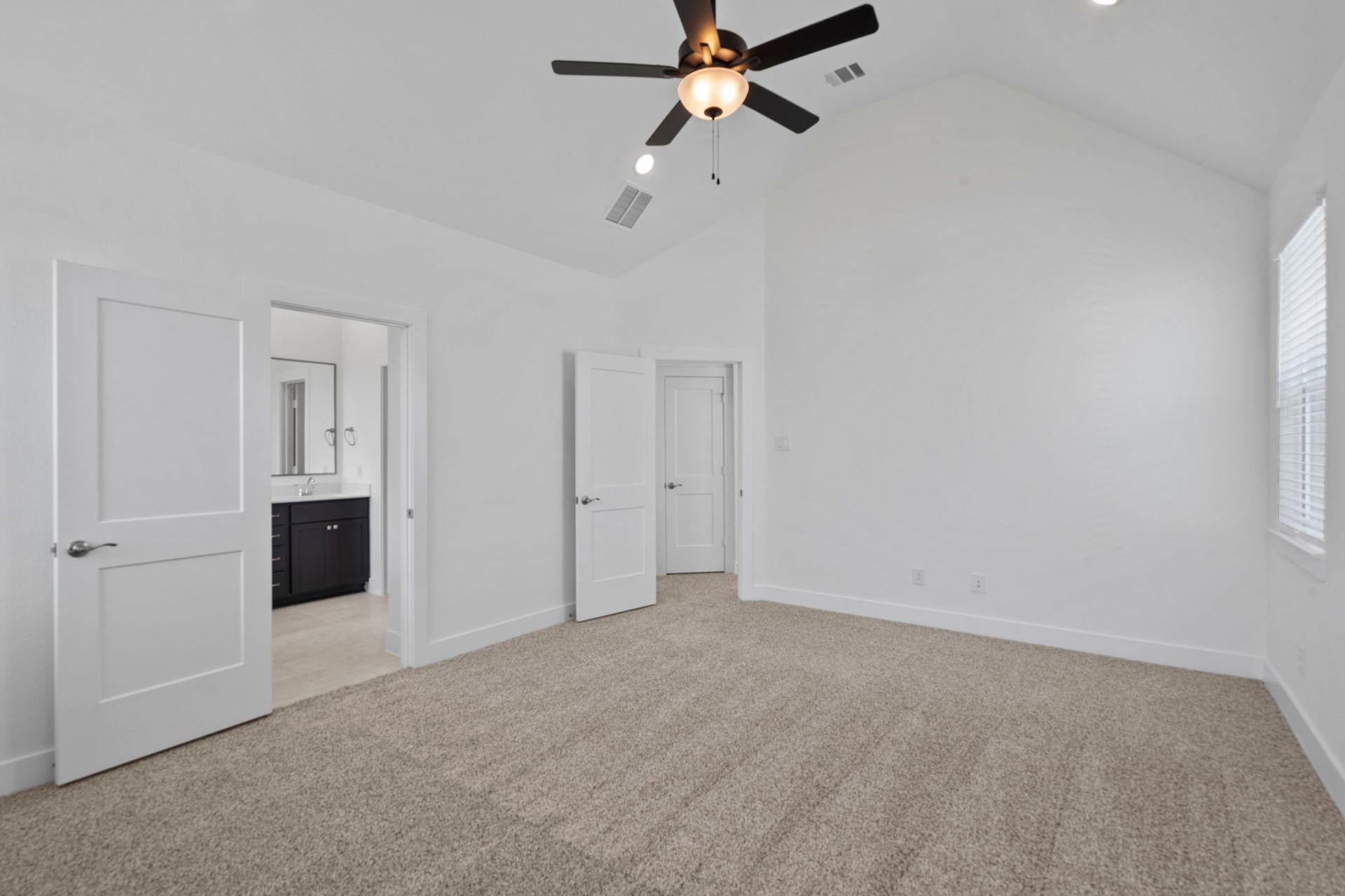 CHS-ChantillyII-HOW-BridgelandChateau-12726-Grayson-County-Dr_28.JPG