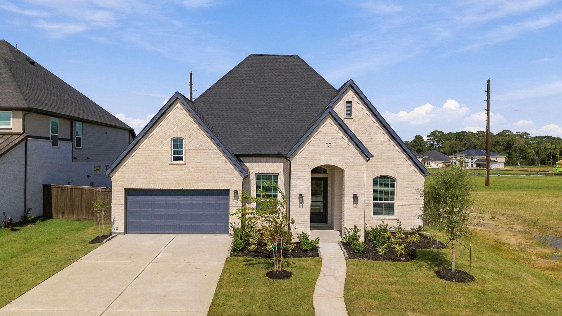 Brentwood - Riceland 60',65',70': Mont Belvieu, Texas - Chesmar