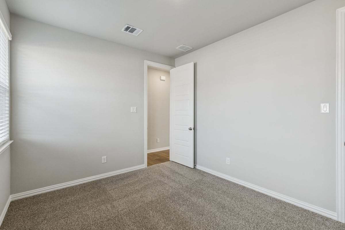 Miami-1769-Dallas-22_Bedroom.jpg