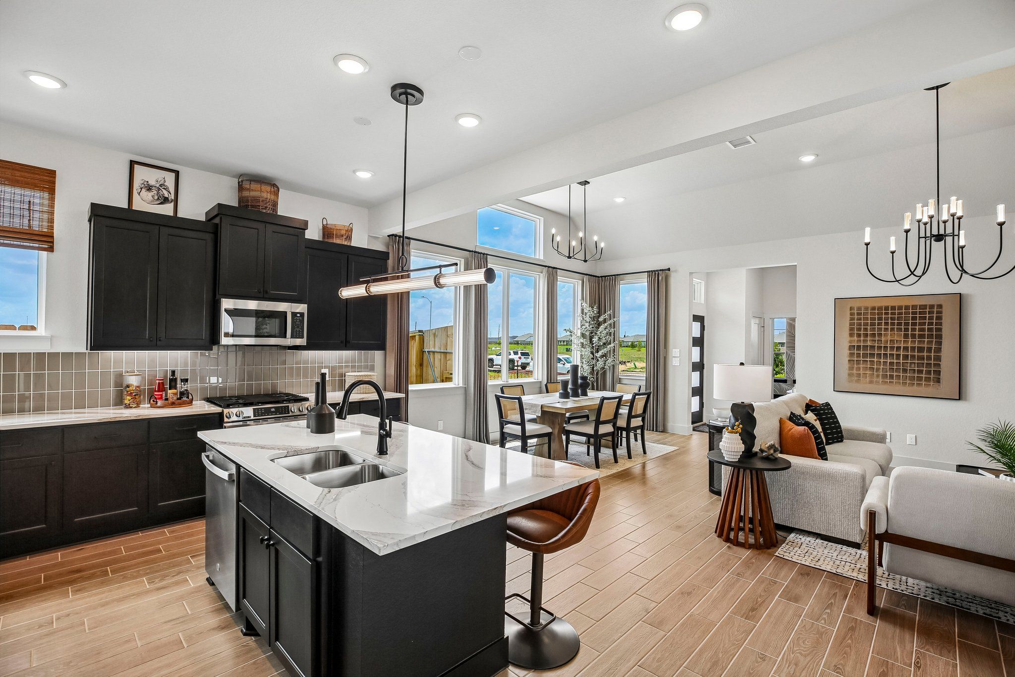 12-web-or-mls-Justin Dale Ln-S0708-012.jpg