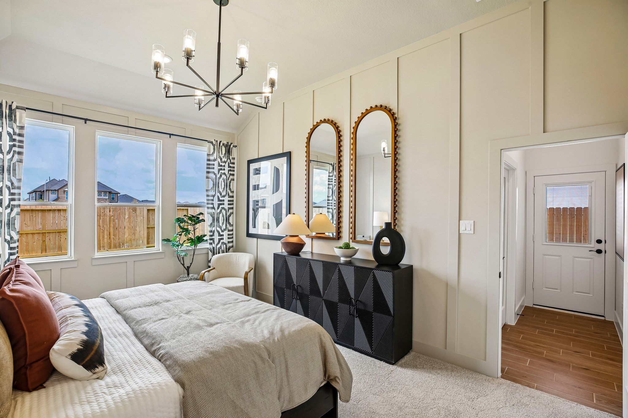24-web-or-mls-Justin Dale Ln-S0708-024.jpg